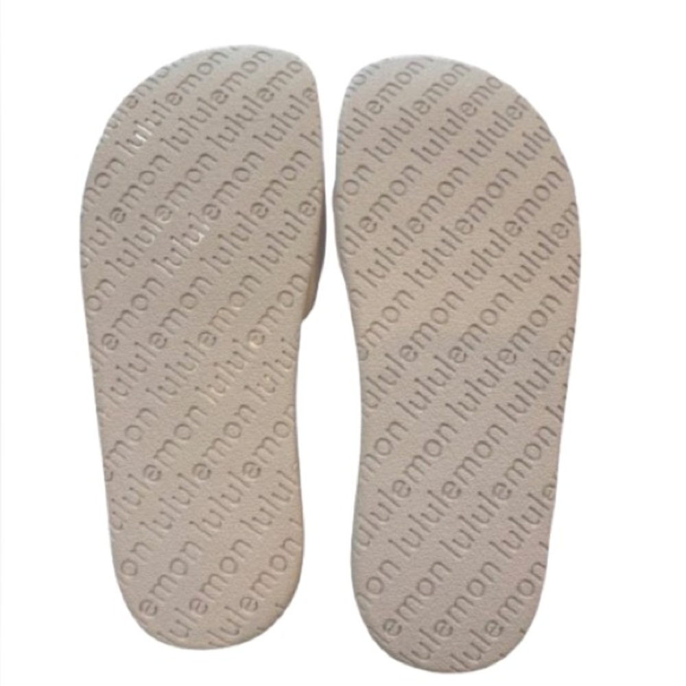 NIB Lululemon Women’s Restfeel Slide Light Vapor White Size 8 - Picture 8 of 11